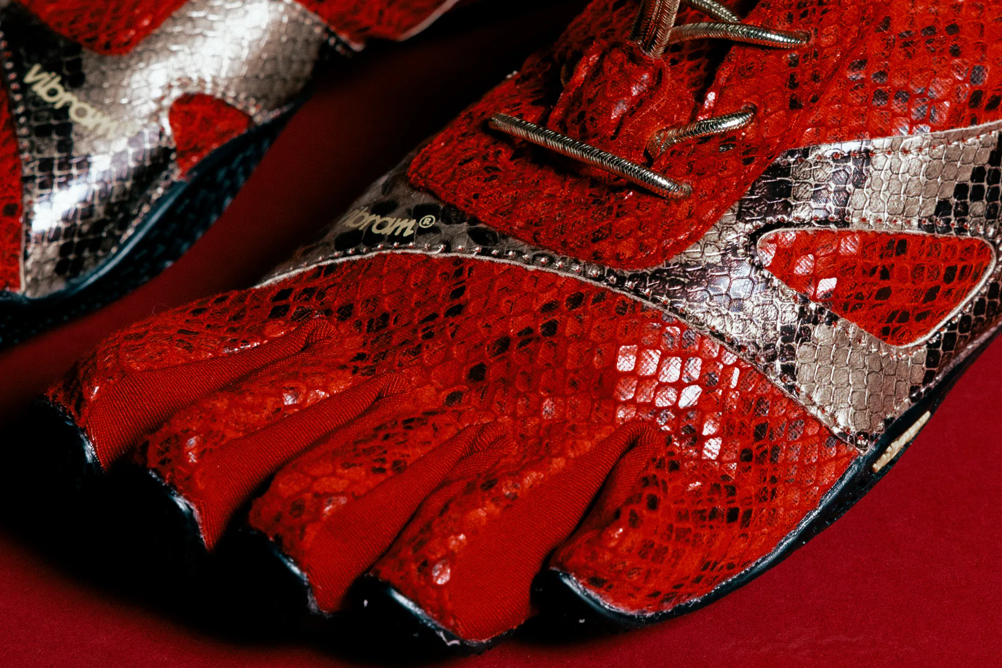 vibram-five-fingers-year-of-the-snake