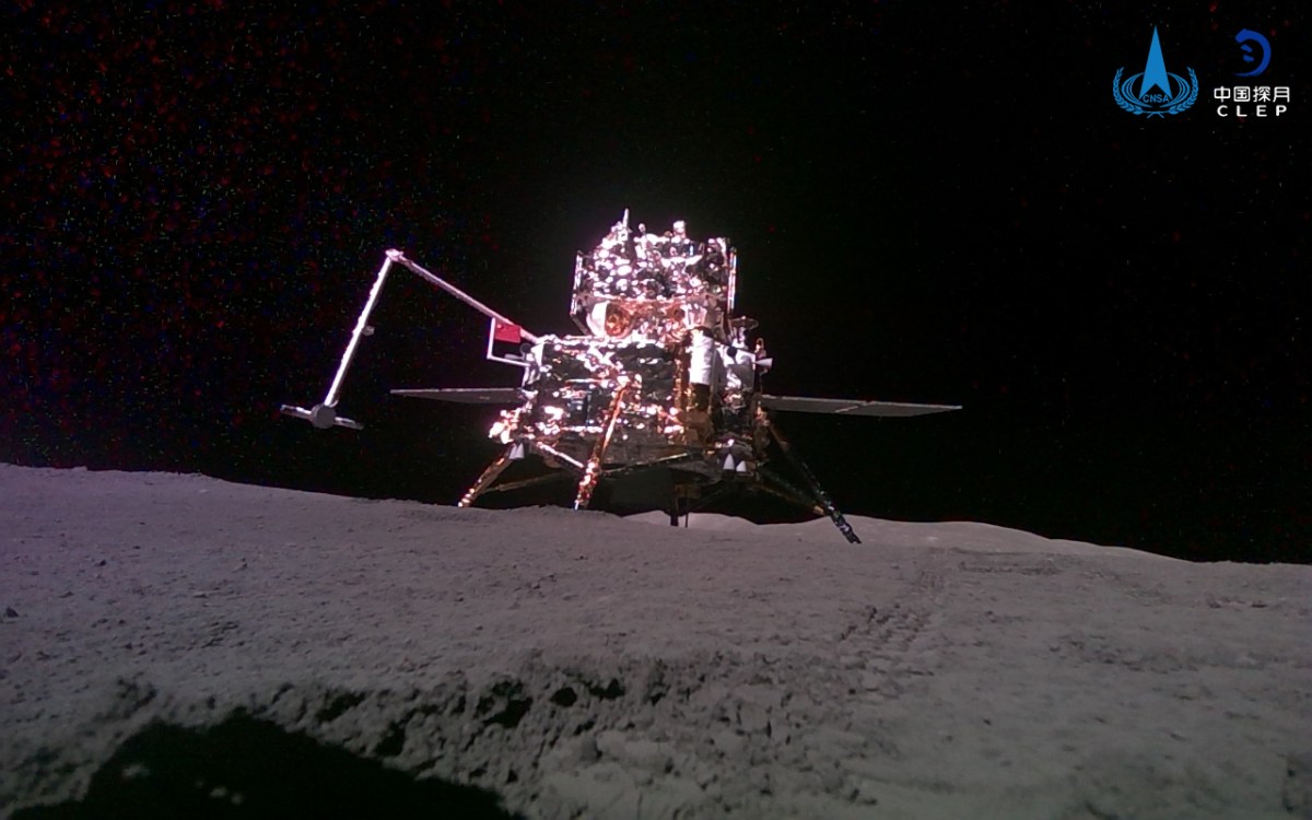 The Chang'e-6 lander and ascender on the far side of the moon. Credit: CNSA